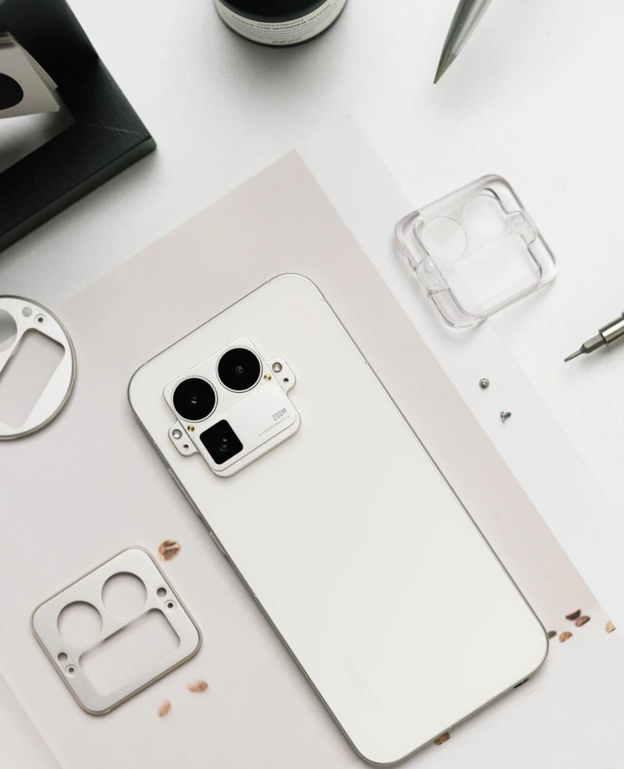 真我GT8 Pro所能带来的乐趣总结起来，这个机子所能带来的乐趣，也很简单：
在