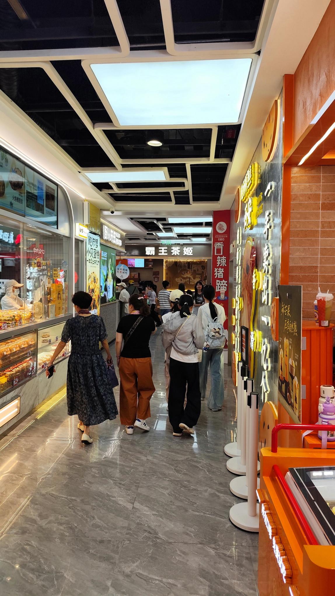 西北地区销售额最高的商场最新实拍（1）