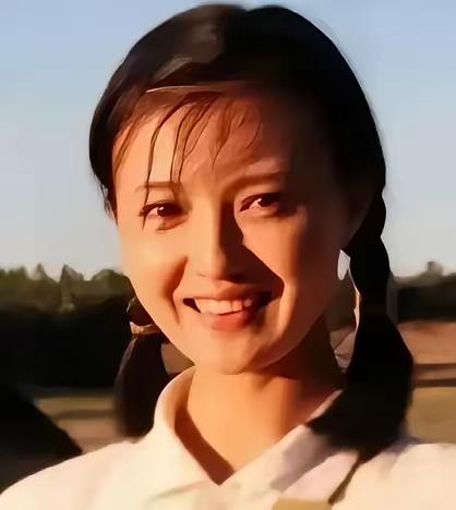 1976年，女知青邵红梅抱着4岁的儿子回到北京，她的母亲见状，跳手跳脚大骂：“下