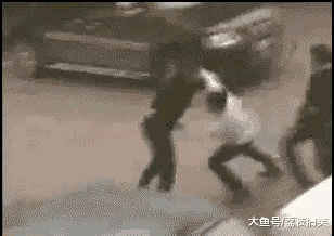 最菜的人往往是挑起事端者，生活中要小心这样的朋友。