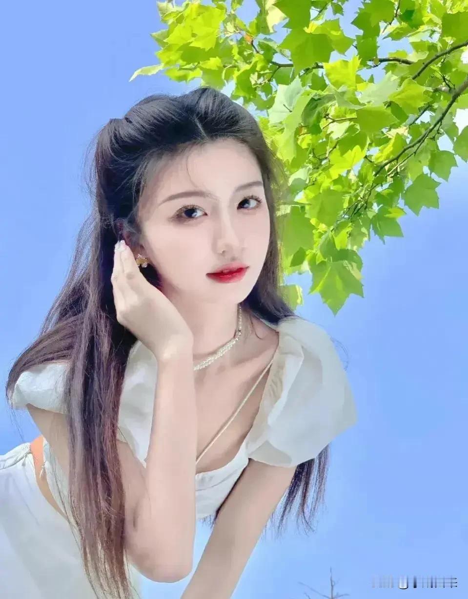 路是走出来的，还是选择出来的？这真是个值得深思的问题。
年轻时，总觉得选择能决定