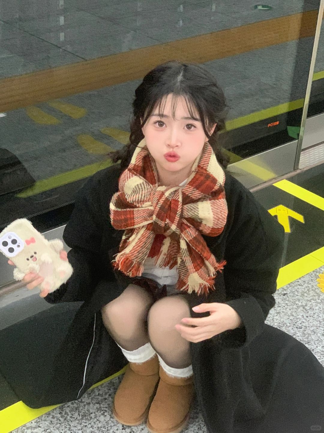 谁懂这个蝴蝶结围巾的杀伤力🎀