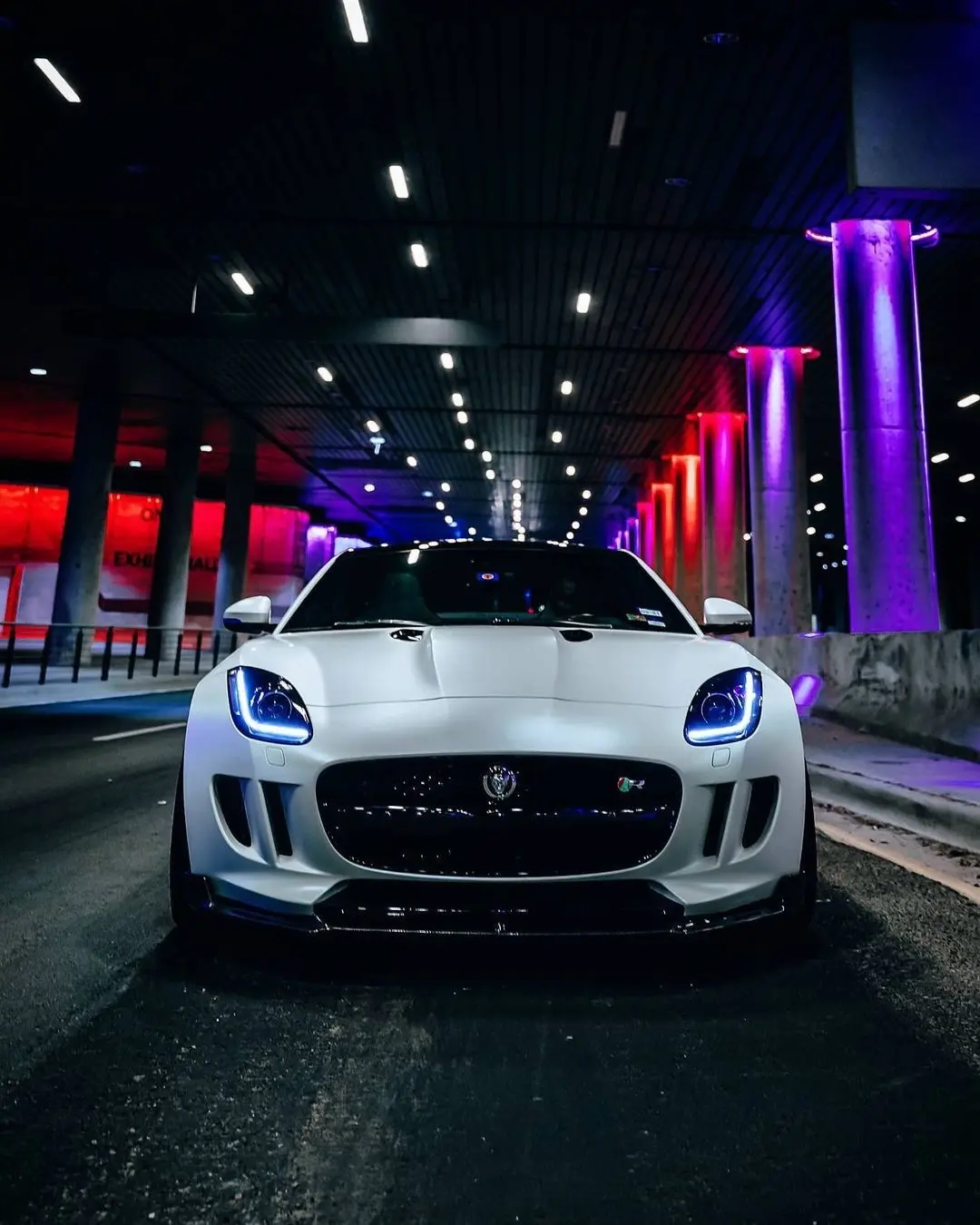 White Jaguar Ftype.
