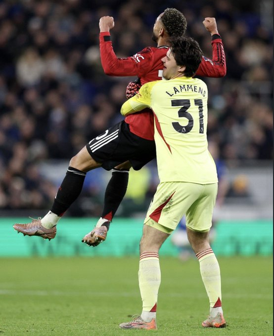 拉门斯和库尼亚埃弗顿0比1曼联