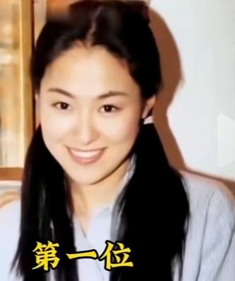 一代纯天然古装美女，多少人的梦中情人，美了一辈子的女神