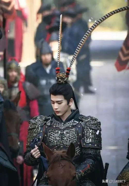 真是大快人心，攻击钧正平账号的被禁言了，讲真我也不知道这是张凌赫的真粉还是假粉，