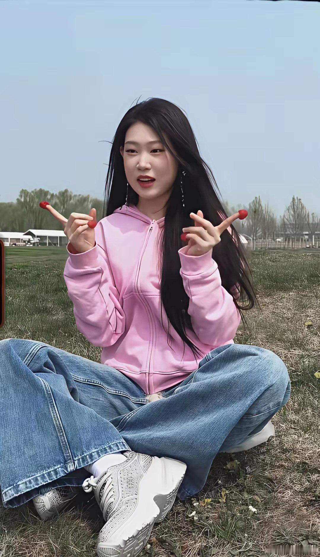 沈佳润怎么越来越好看了？是谁说她丑的，这不是挺清秀耐看的嘛
