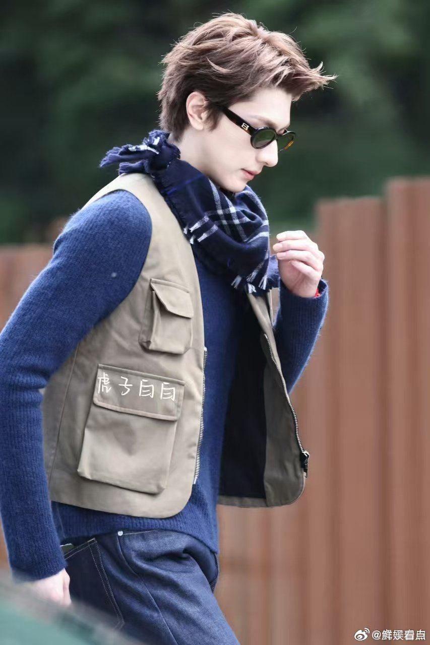 林一 国产马丁 聪明的发型选对颜值翻倍，林一完美诠释什么是露额即颜值巅峰 