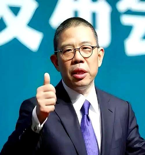 整整1个小目标，没砸给清华北大，也没给儿子留学的美国名校，中国首富钟睒睒这1个亿