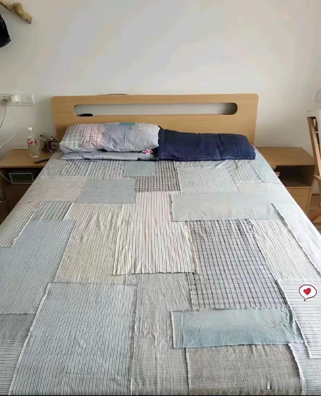 我去邻居家串门，看见她家的床单，竟然是这样的，不知是什么大牌的，友友们有知道的吗