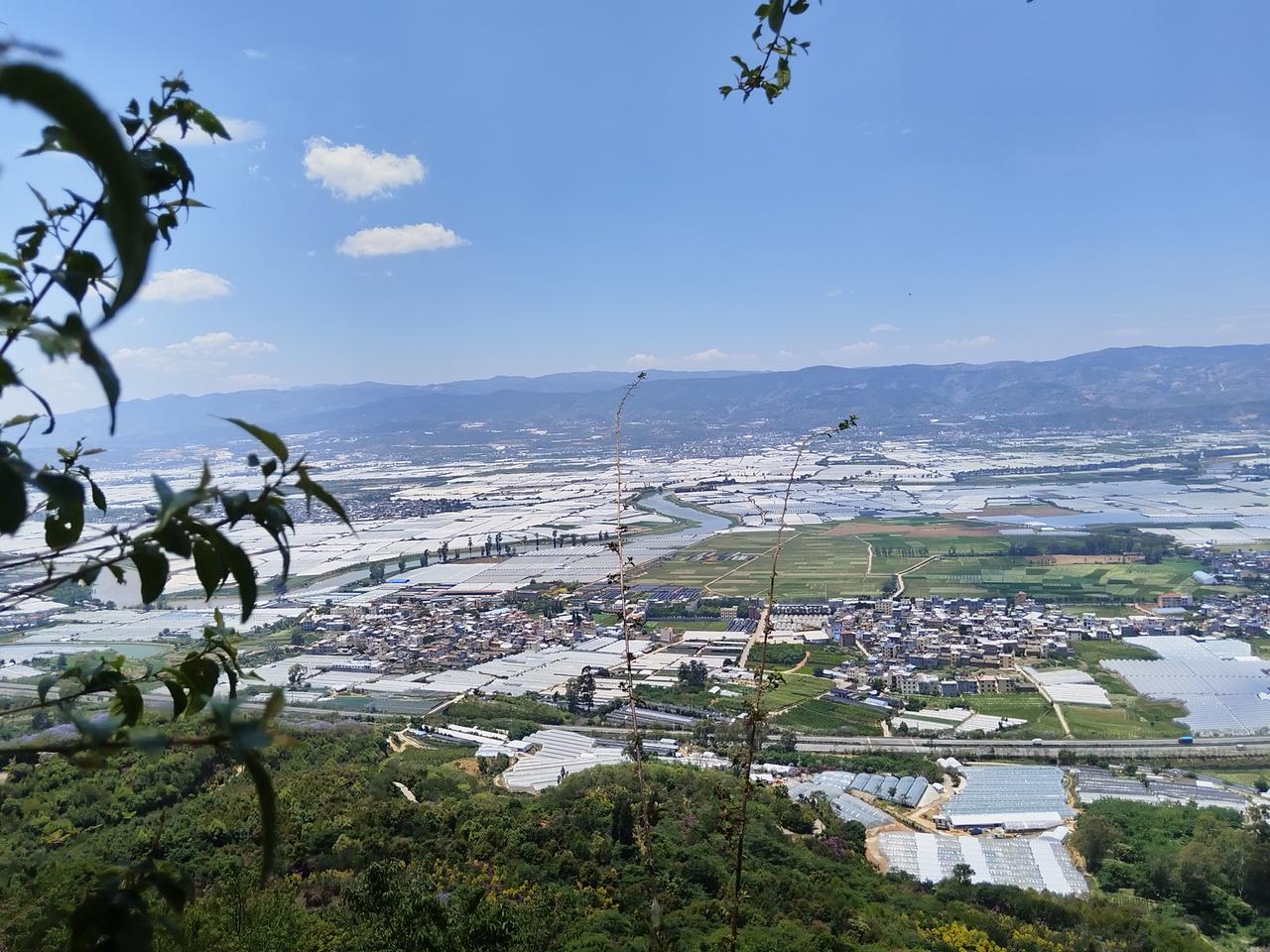 站在高处看看家乡风景