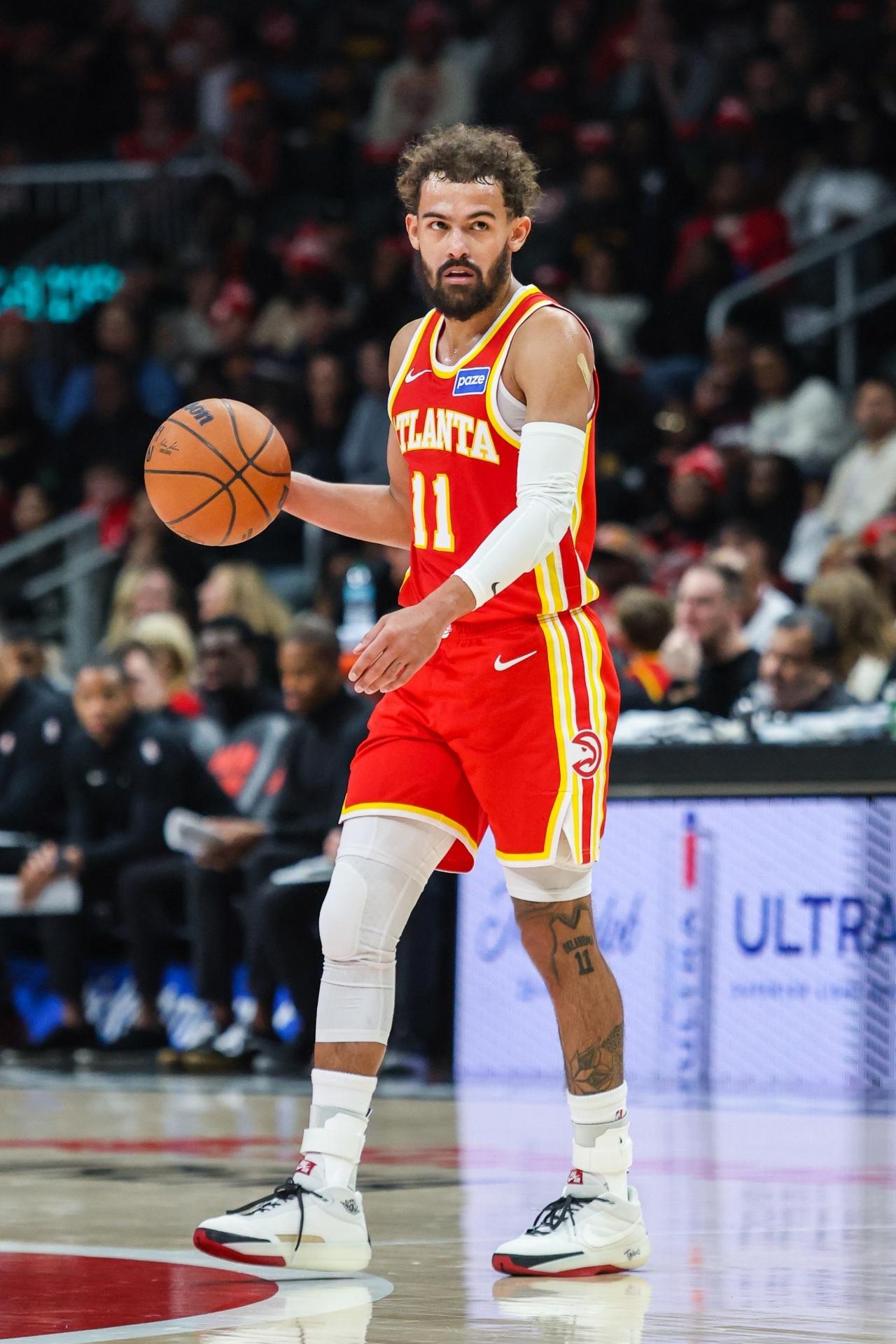 想当年，特雷杨也是单换东契奇的人，但如今，老鹰将他交易走，竟然连个次轮签都没换到