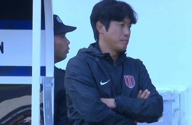 名记：徐正源被经纪团队推送给北京国安！
有媒体报道徐正源被推送给了北京国安，对此