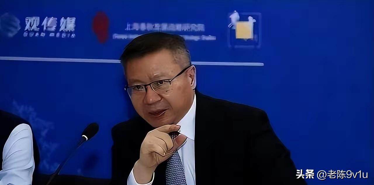 张维为称，若美国军事介入台湾问题，冲突第二天国际社会会发现美国不再是超级大国。美