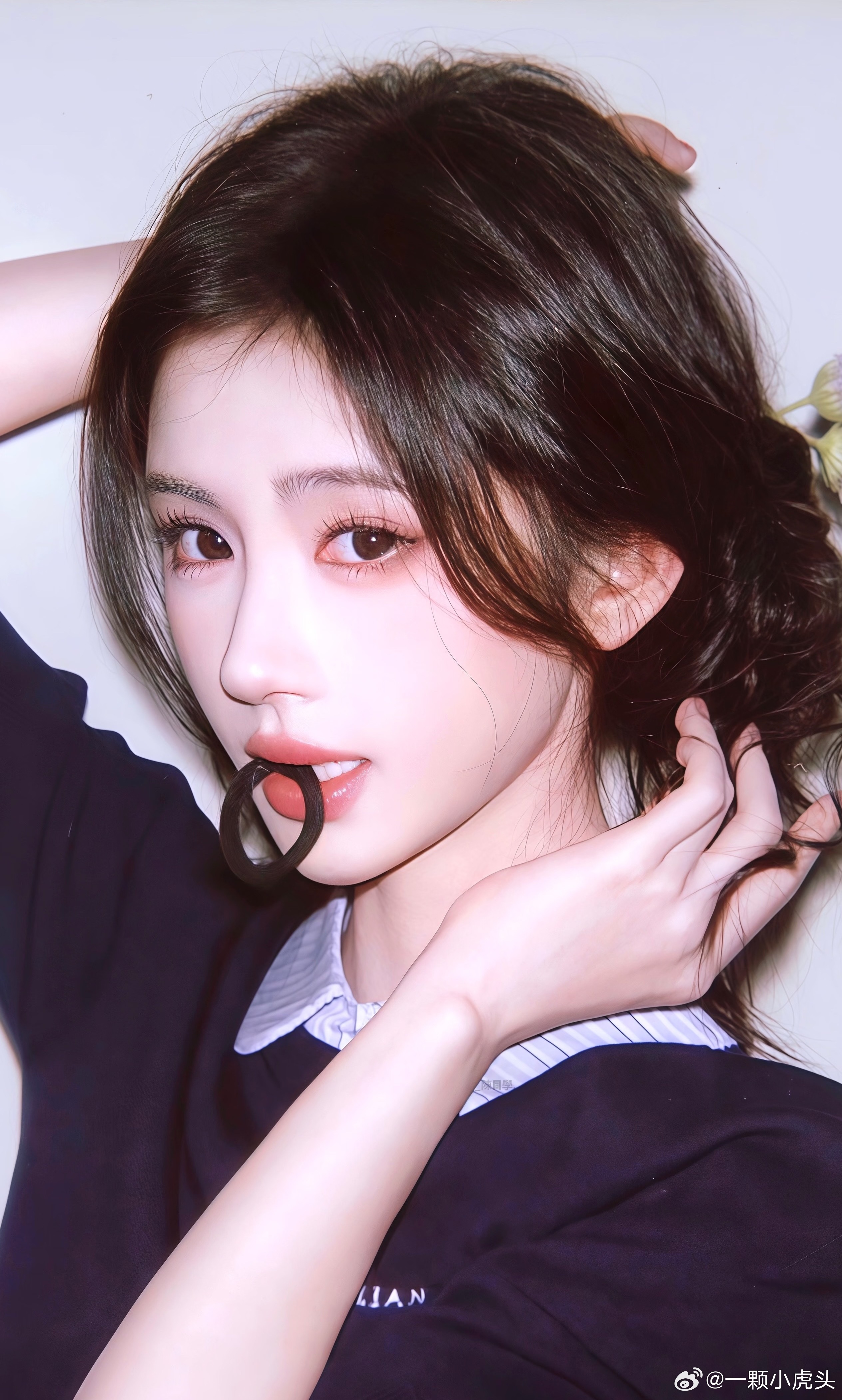 有人实名举报了鞠婧祎涉税问题，丝芭出手了吧这是，看来月麟崎纪空降要失败了。鞠婧祎