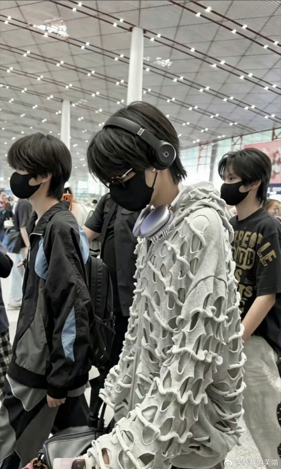 陈奕恒回家搜了一天热心市民帮找纸巾被陈奕恒这件小事戳到了🥺洗手找不到擦手纸，一