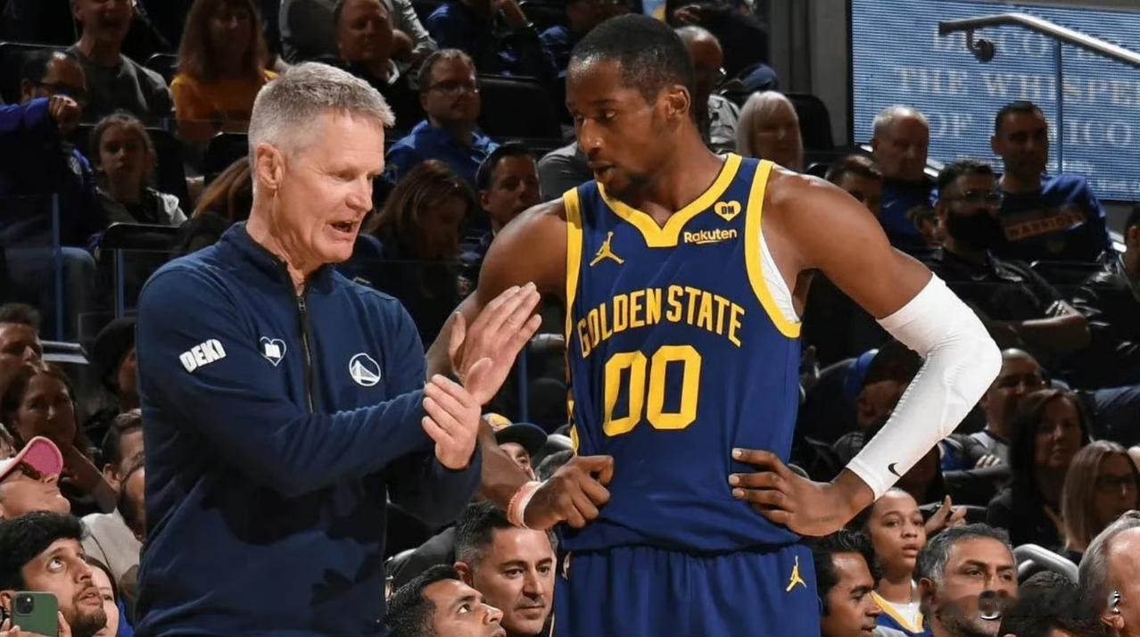 库明加不买账啊！

今天，勇士队球星巴特勒在对阵热火队的比赛中遭遇了右膝韧带撕裂