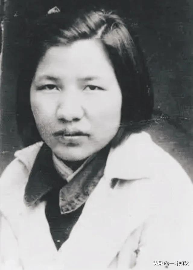 1950年，毛泽民的前妻钱希均看望毛主席时，轻声说道：“泽民不在了，主席要照顾一