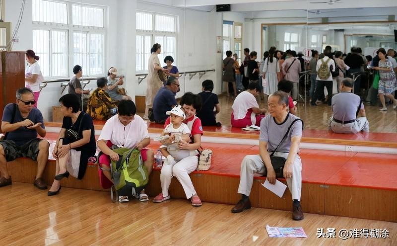 如何看待现在流行的老年大学 现在老年大学超火，这是“新老年人”带来的养老观念革命