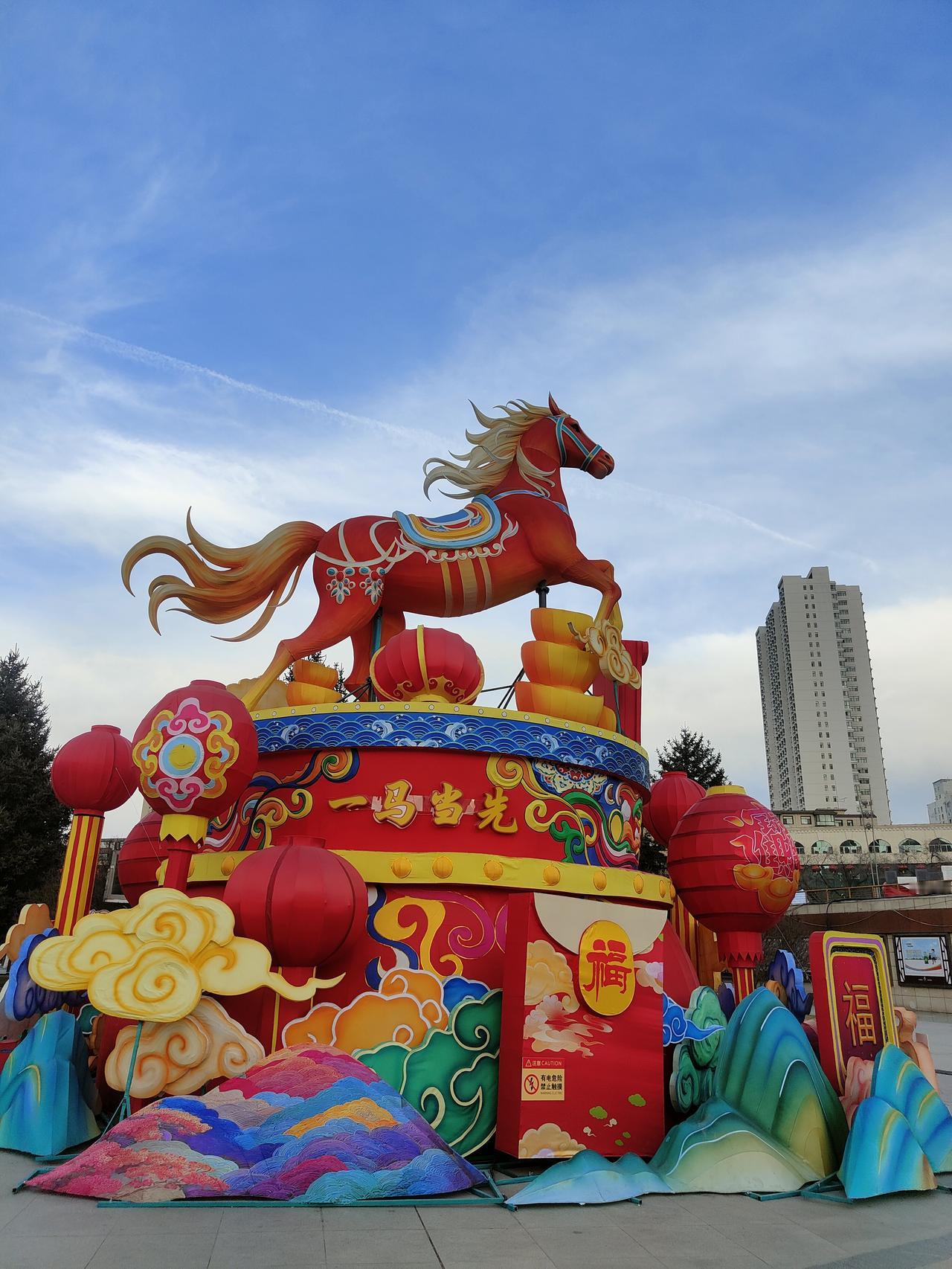 全球狂欢！为什么越来越多的国外人也在过春节？

春节，这个源自中国的传统节日，正