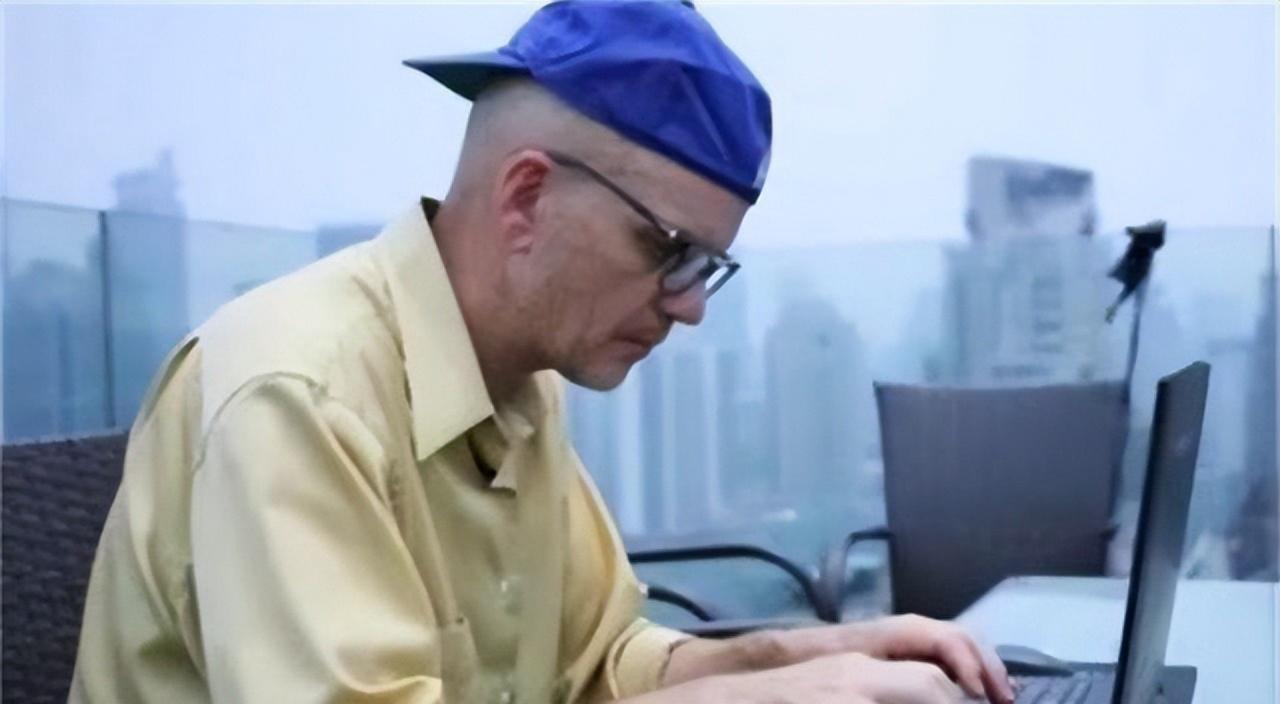 美国科学家投奔中国，带来顶尖技术，帮中国挤进该领域世界前沿！

随着科技和科学的