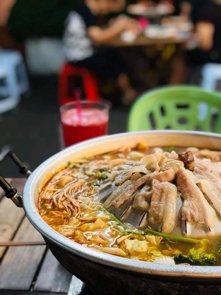 真的“泰美味”了…真宗泰式烧烤火锅Mookata!!!赶紧跟朋友约一约吧。烤肉的