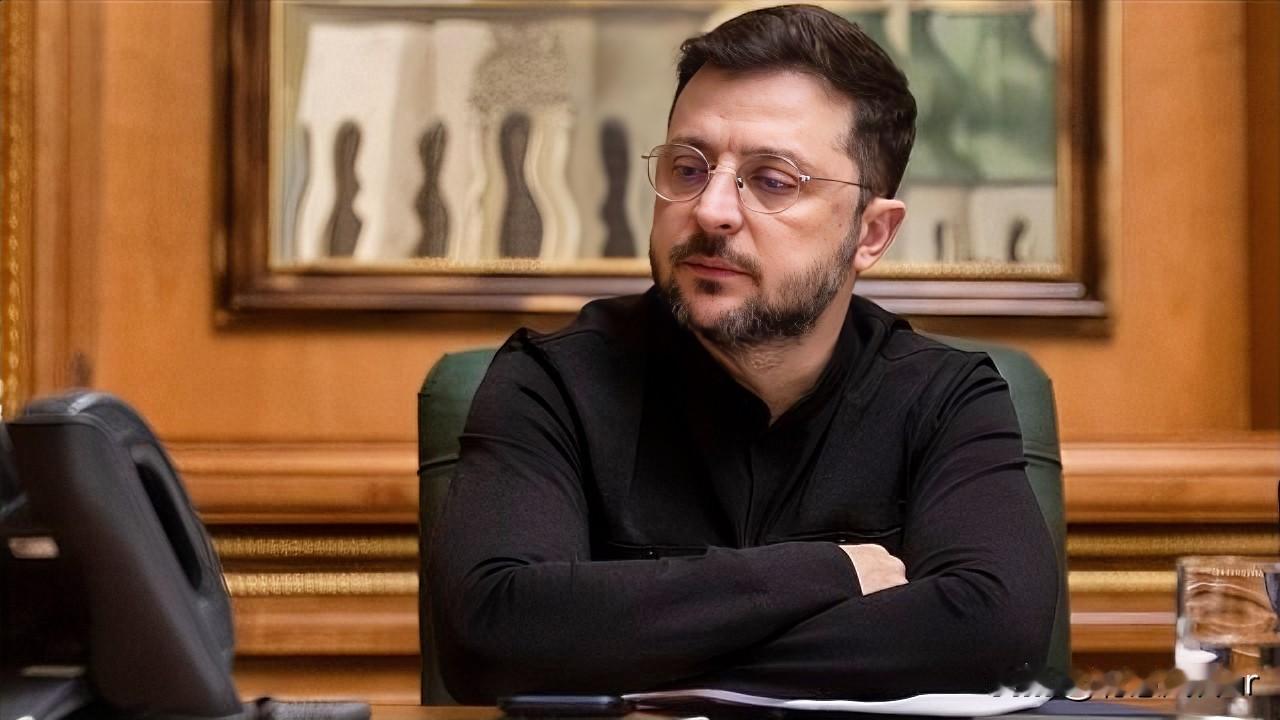 乌克兰强硬发声！就在今天，乌克兰总统泽连斯基强硬表示，必须对敌人进行惩罚，要让其