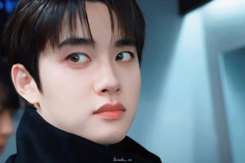 【Theqoo】人生第一次戴美瞳上音乐节目的EXO D.O.  都暻秀