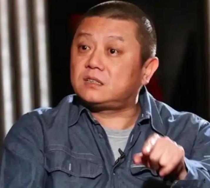 突然发现统一台湾省的建议，王朔的思路太妙了！他曾表示，统一台湾不需要打仗，先宣布