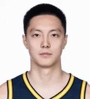 人人都笑青岛队600万签了王奕博，那有没有可能胡明轩这600万顶薪，打的还不如王