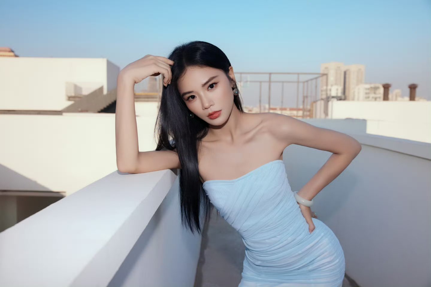 黄英幺儿～～黄英[超话]黄英 ​​​