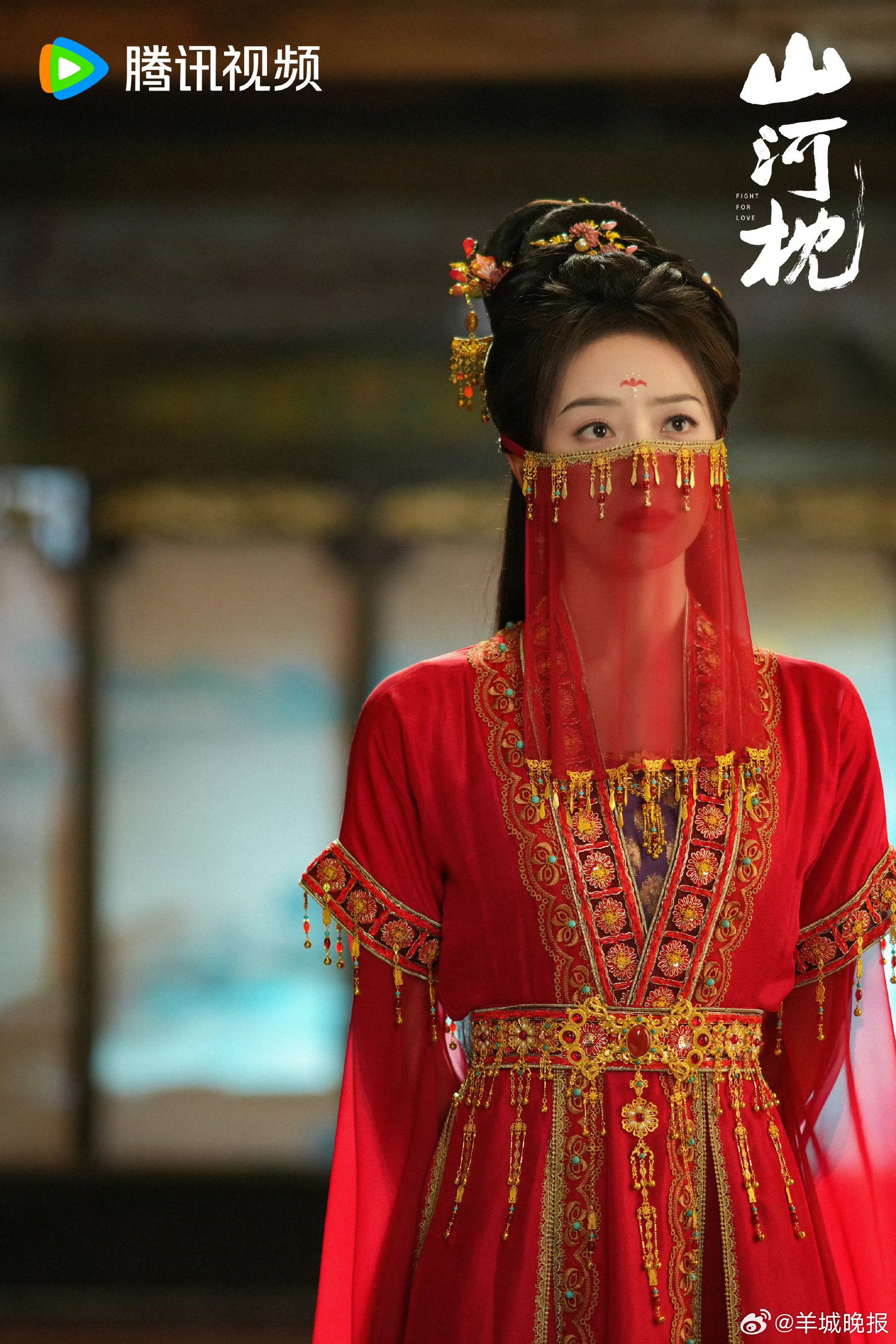 【哪部古装剧发饰最经典】且看那云鬟雾鬓间，藏着一场无声的盛宴。哪部古装剧的发饰让