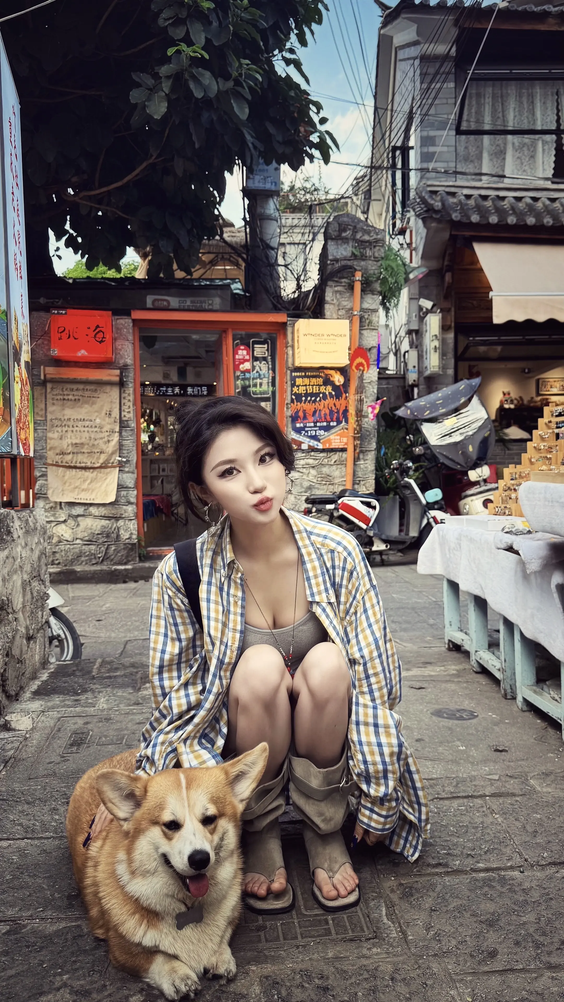 我是一个恋旧的人 总会时不时的翻看相册 看旧照片就像重拾旧记忆 好像越...