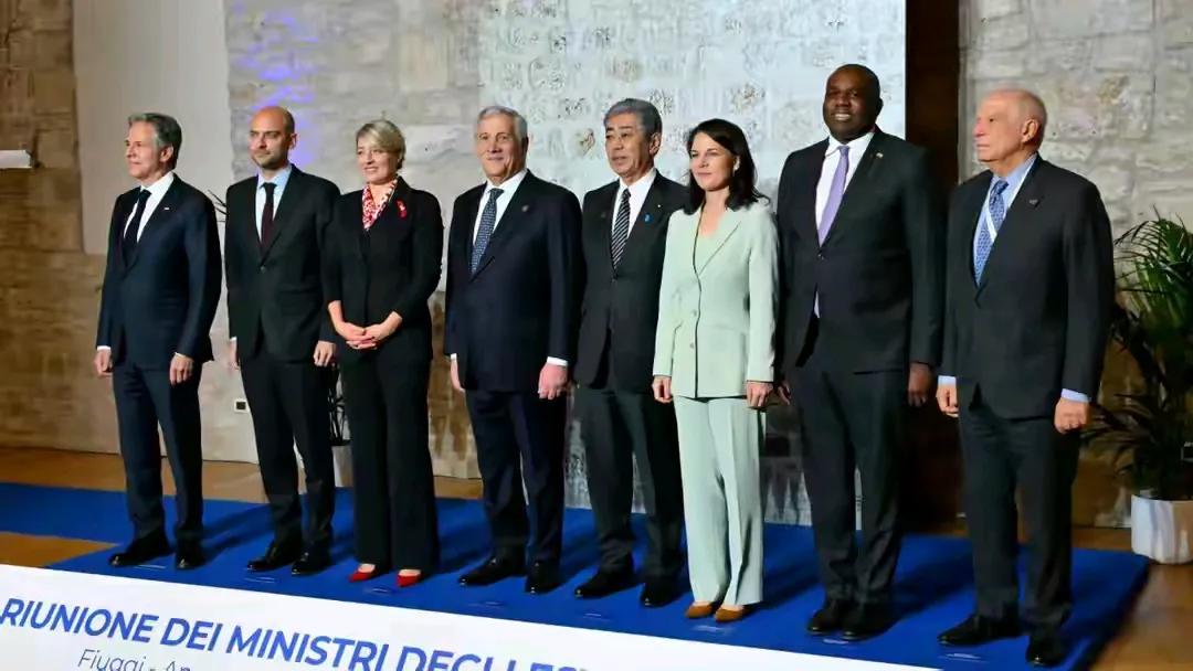 对号入座，认识一下G7外长都是谁？

美国🇺🇸国务卿布林肯
法国🇫🇷外长