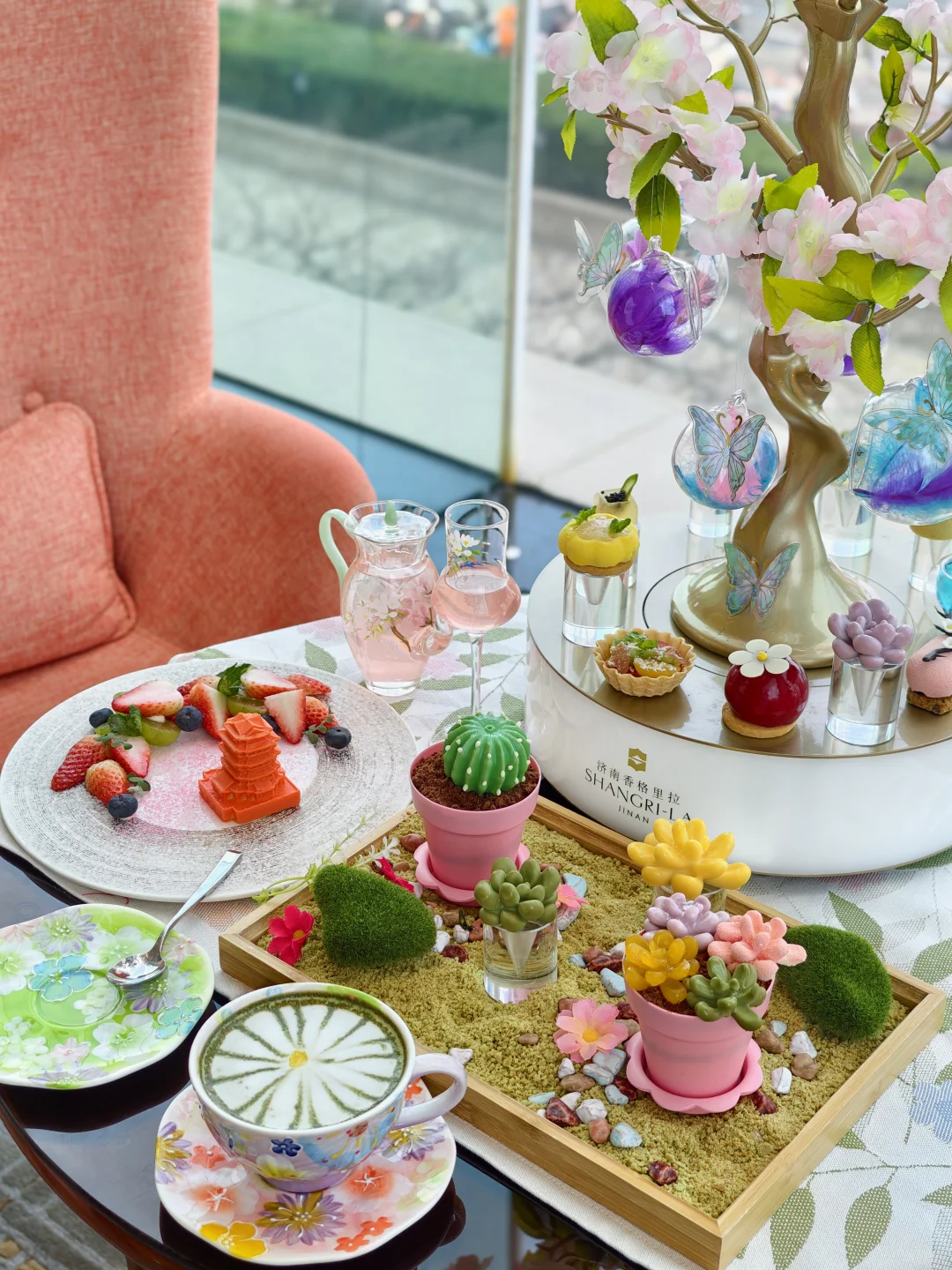 一口吃下整个春天！香格里拉“花花世界”