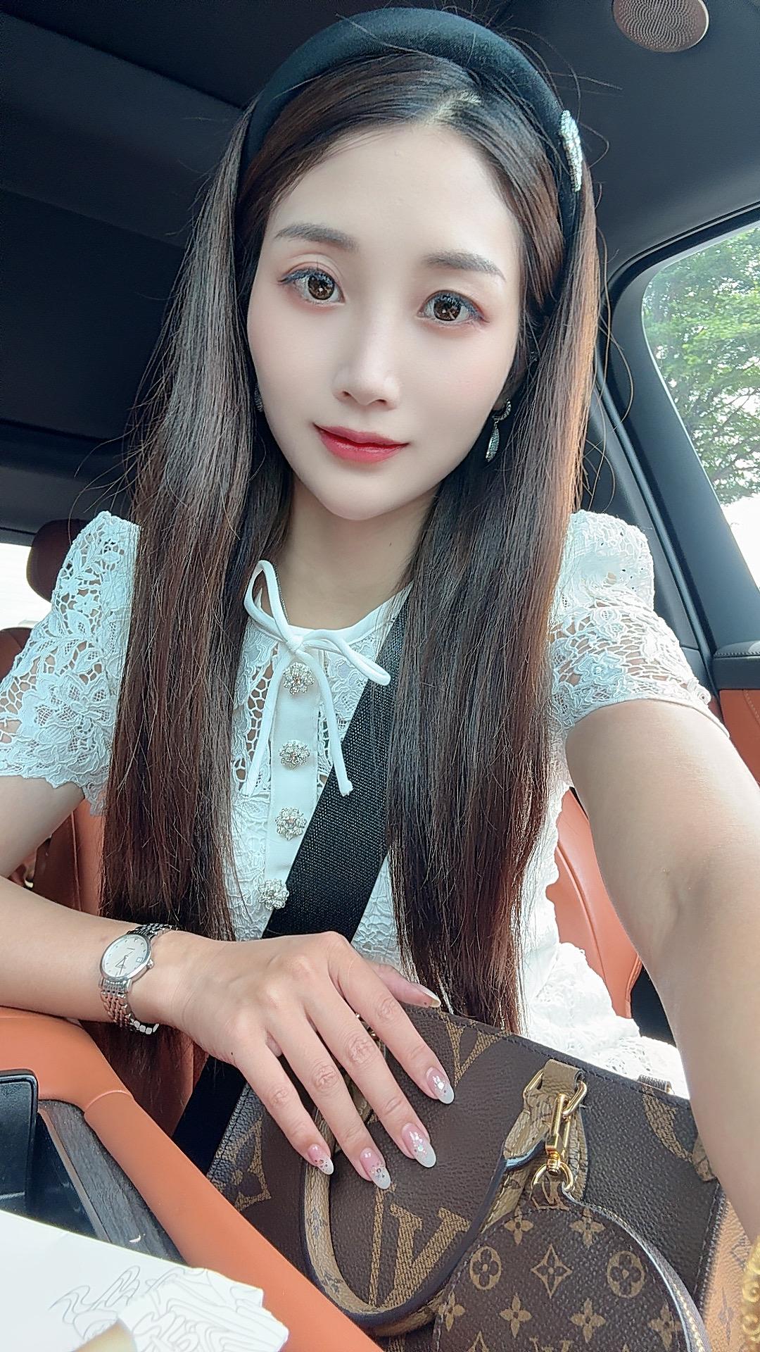 握不住的东西太多了，随风去吧