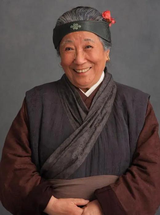 两位刘姥姥都离开了 15日，1987版红楼梦刘姥姥扮演者去世，享年95岁。去年4