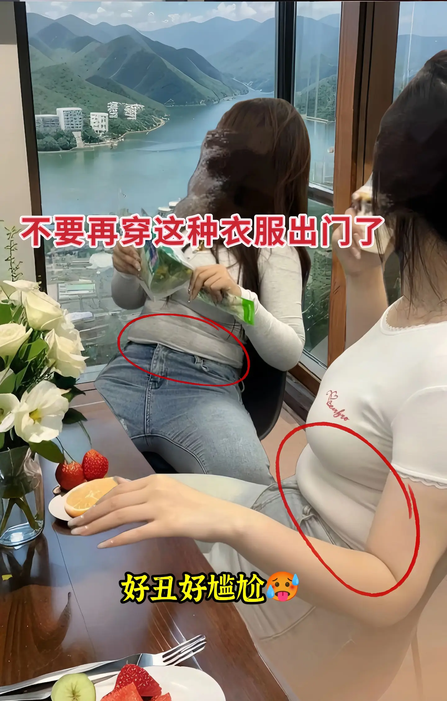 一眼心动的复古蕾丝连衣裙！夏季新款韩版碎花裙太懂女生小心思。蕾丝拼接精...