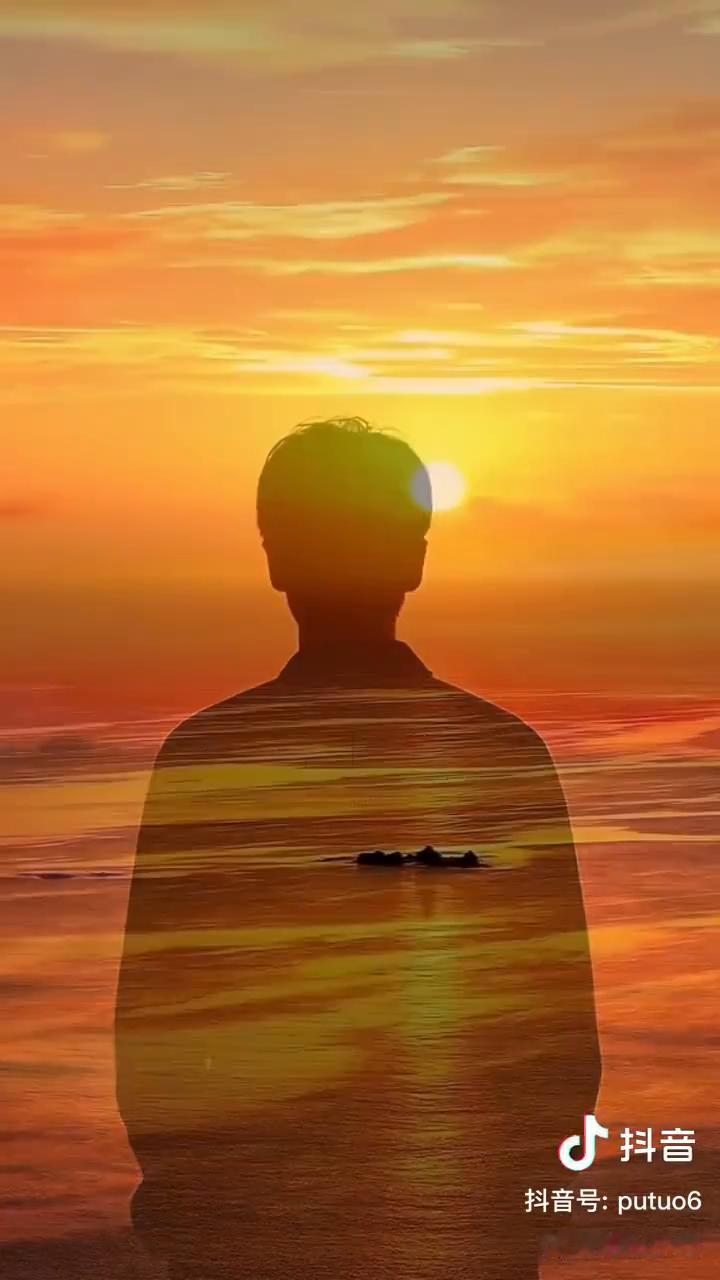 看淡得失，随遇而安。
普陀山小帅。
你发现了吗？当你真正懂得了因果，看透了天道，