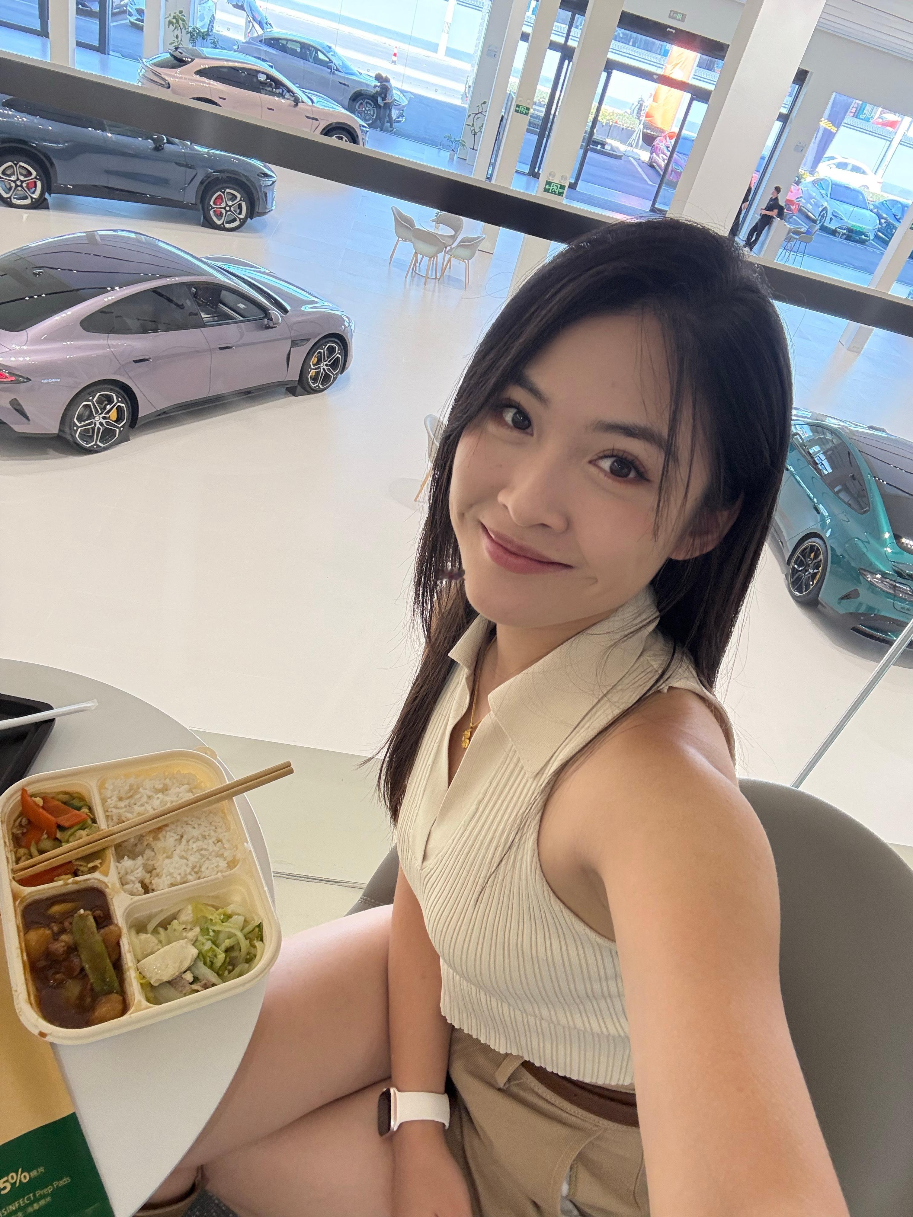 洪某好起来了，恰上小米饭了[期待]来小米薅秋季福利的羊毛，给车辆做跑长途前的检查