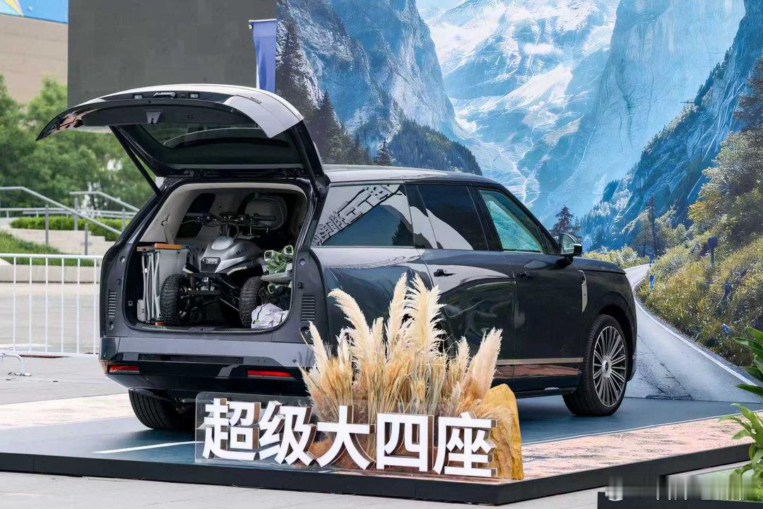 小鹏GX价格炸裂新科技旗舰小鹏GX上市26.98万元起看到小鹏GX的第一眼，就一