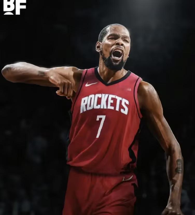 凯文-杜兰特接受了采访
记者：“KD，看看你今天的数据，30分，63%命中率。对