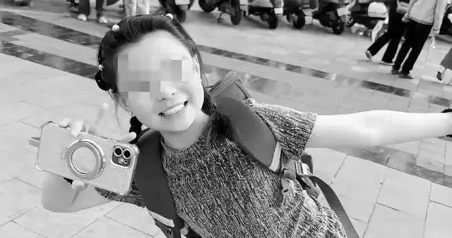8岁女孩随邻居到长江游泳溺亡，邻居被判赔66万后申请再审，妻子发声