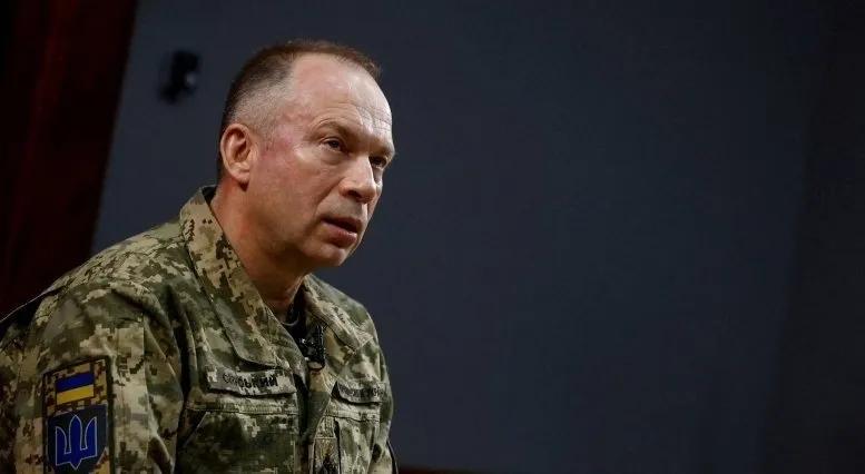 乌军因为缺乏弹药或将全面转入战略防御

乌克兰武装部队新任总司令西尔斯基表示：“