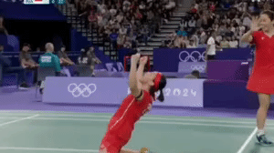 #和安踏一起为中国队加油#梁王、凡尘继续获胜
巴黎奥运会羽毛球小组赛今天继续进行
