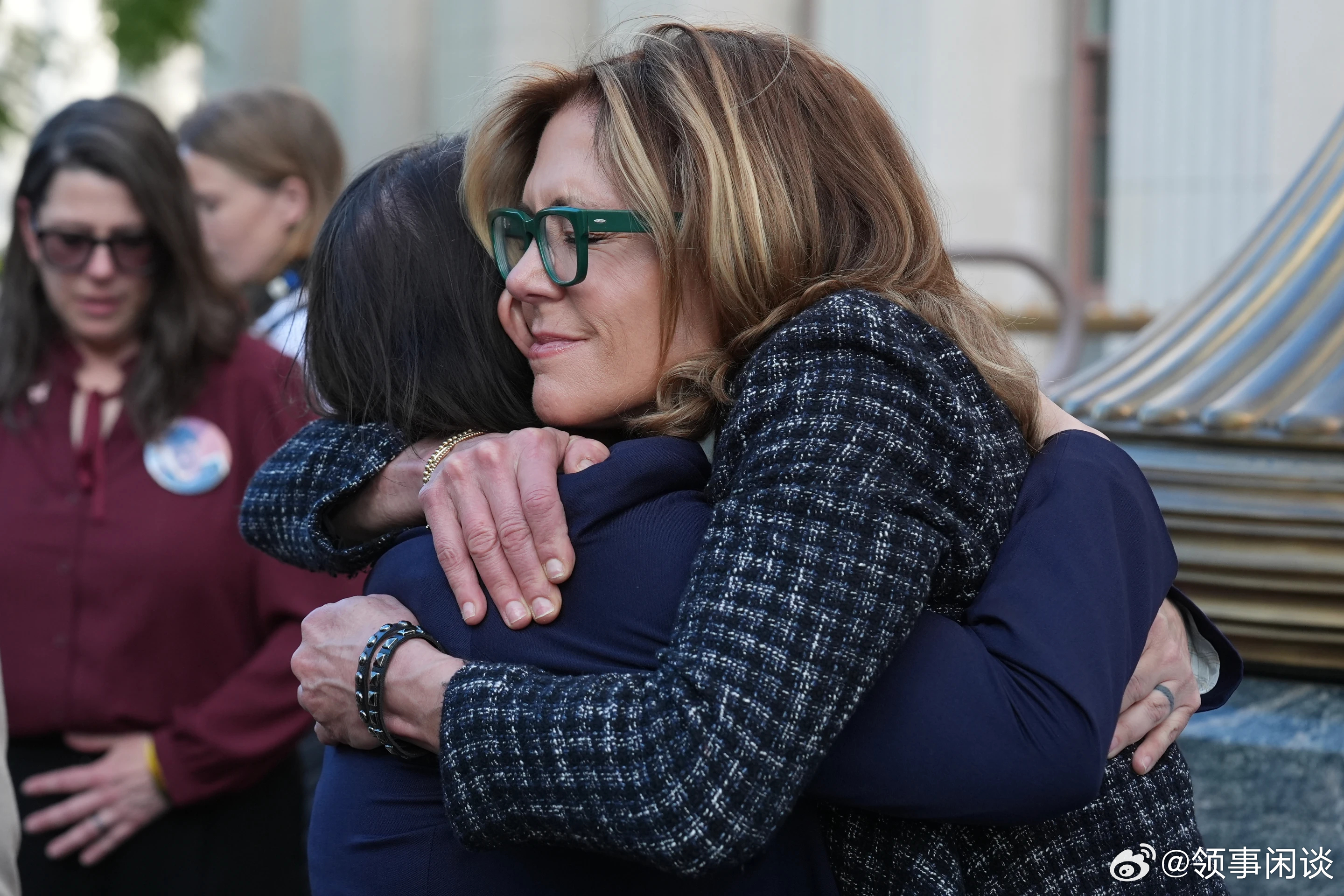 【社交媒体成瘾，INstagram和Youtube被判有责】（美联社）——陪审团