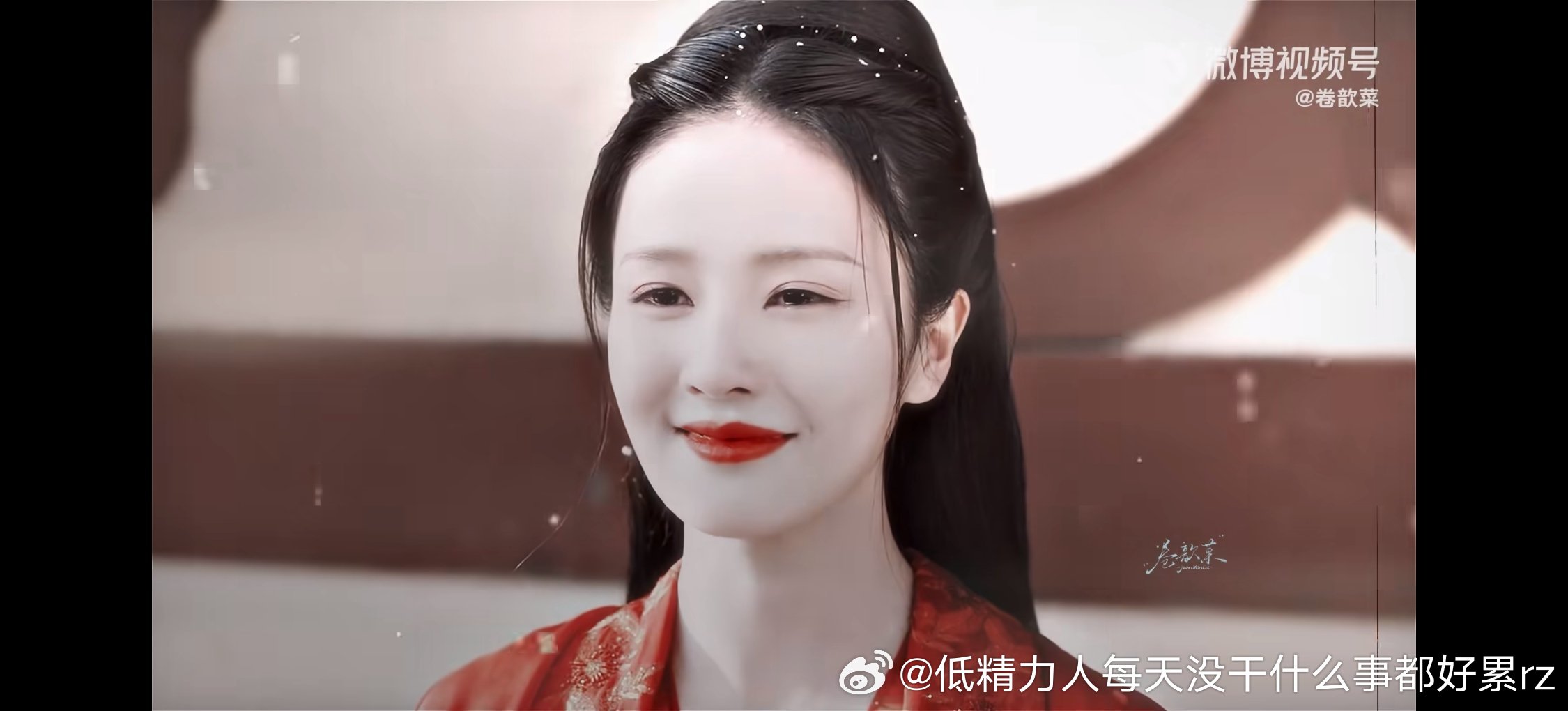 白虽然哪怕真是青春年纪刚出来20几岁时也不像少女，但是那几年一直强行硬大P大眼小