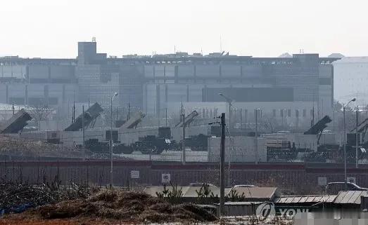 美国在厄瓜多尔展开军事行动，声称是为了打击毒品恐怖主义和跨国犯罪。

美国的说法