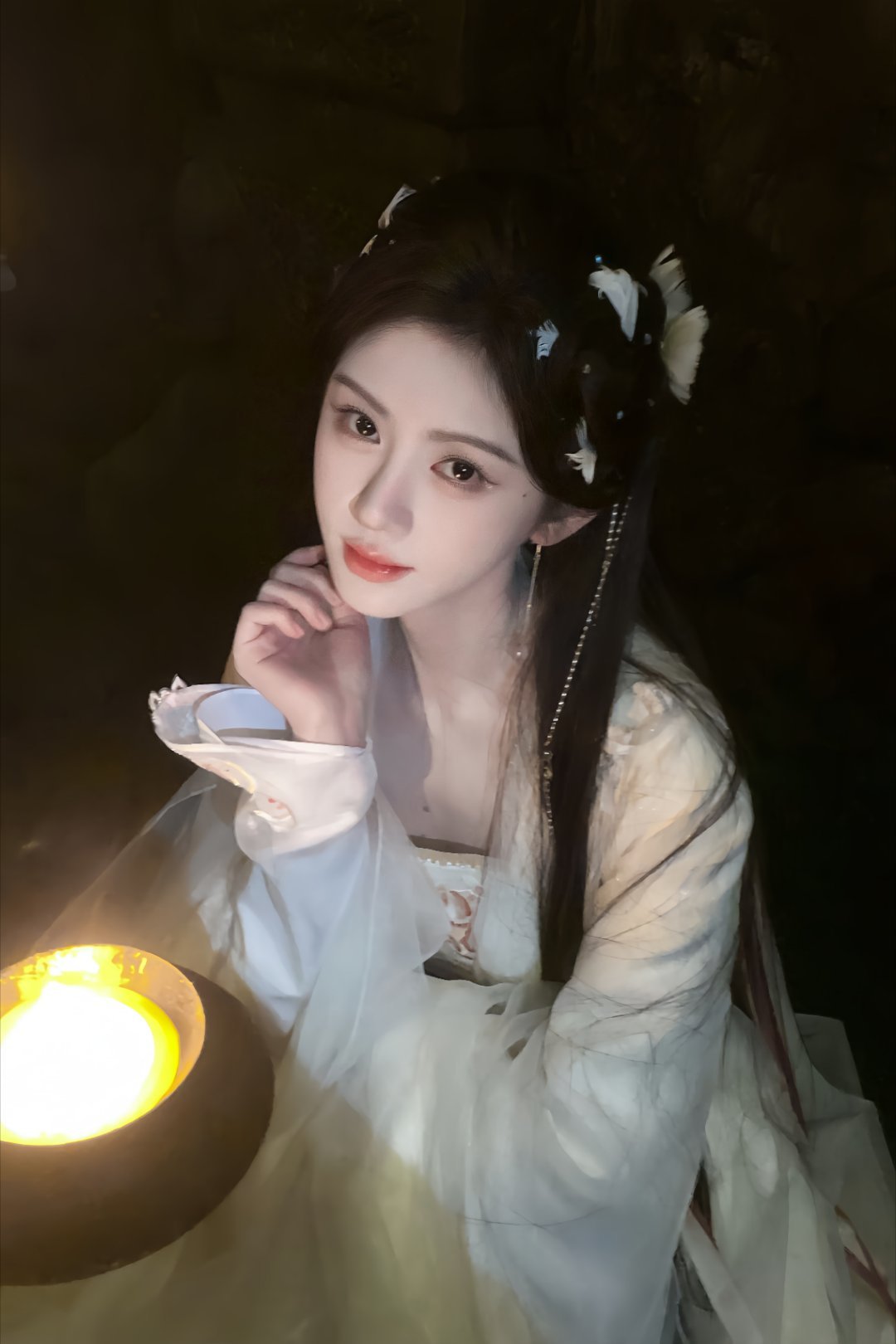 素净一张脸 收敛了眉眼🎐鞠婧祎苏绿夏