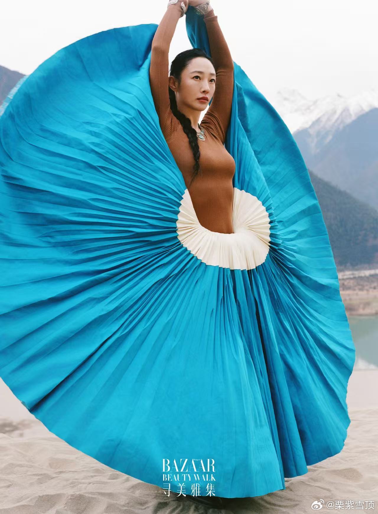 白百何身上的疗愈感  在白百合这组大片中，我看到了“岁月静好”，眼睛太舒服了！！